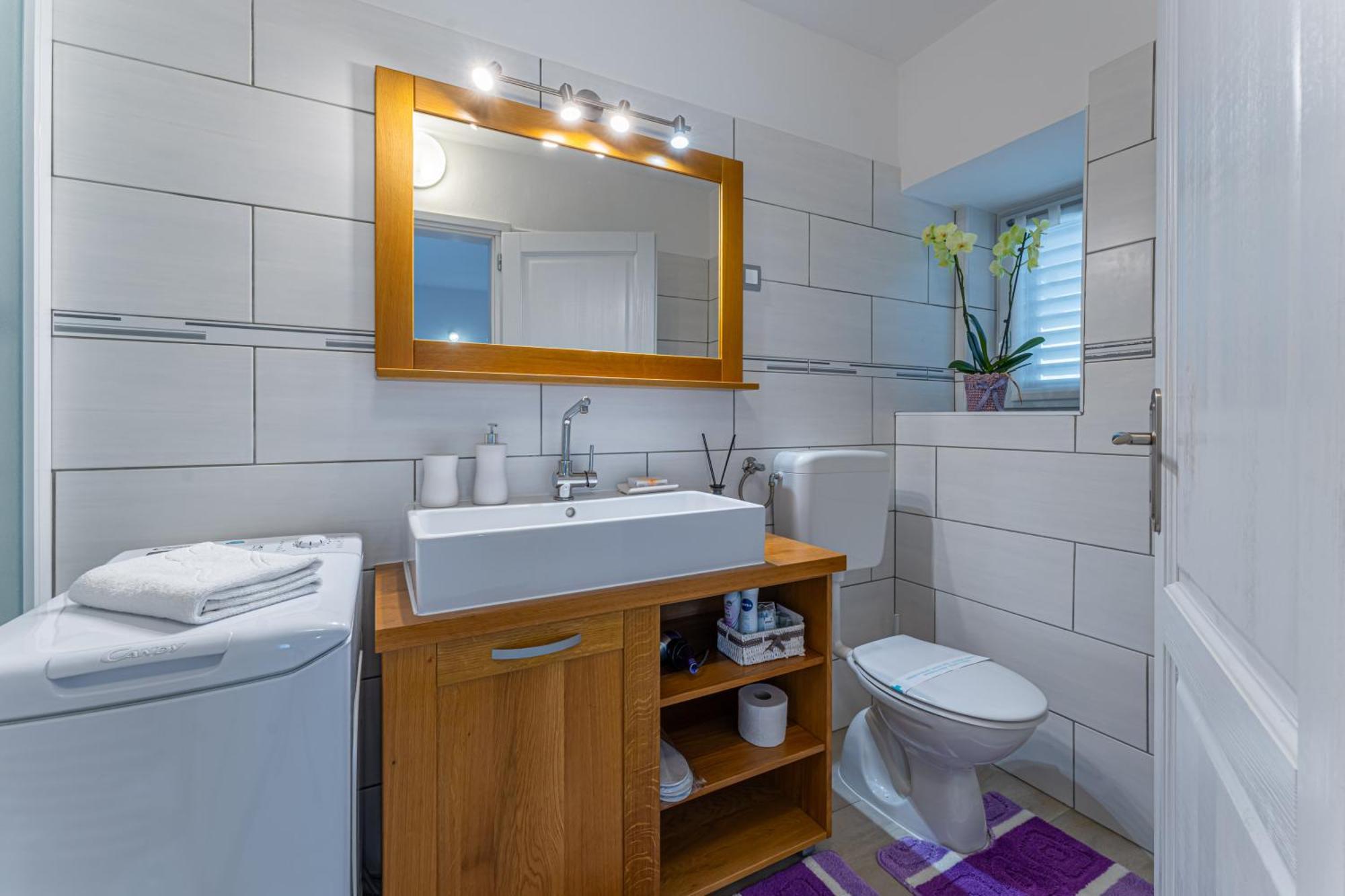 Holiday Home Belveder Motovun With Heated Pool リヴァデ エクステリア 写真